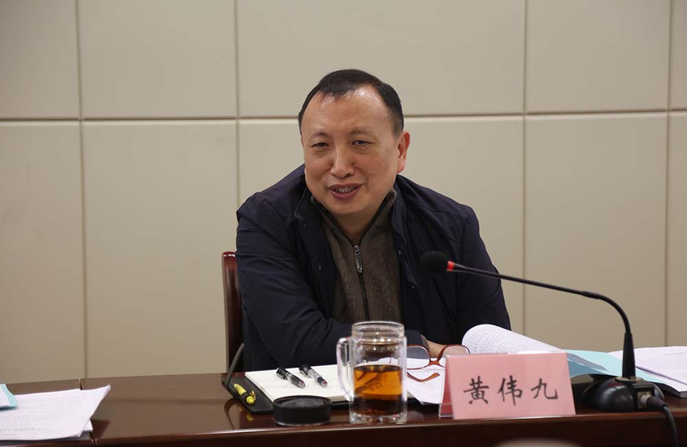 xbTs_1763716691768094990.jpg 黄校长缩剪2.jpg
